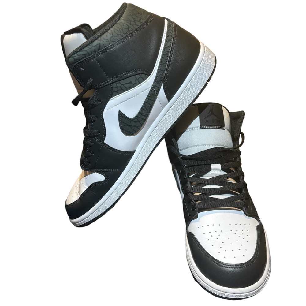 Air Jordan 1 Mid